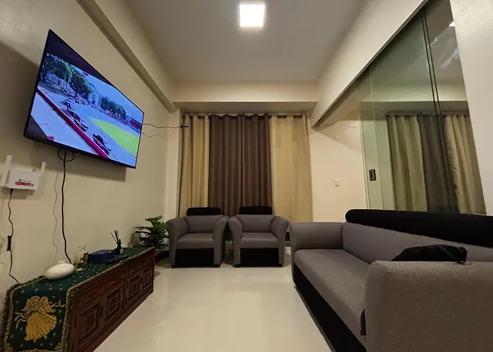 8 Newtown Mactan Aparthotel Pajo