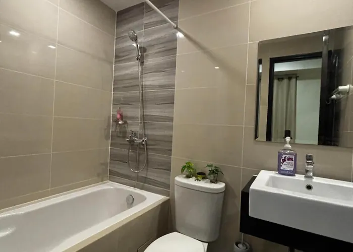8 Newtown Mactan Pajo